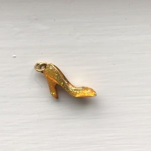 High heel pendant